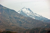 赤岳の稜線は雪
